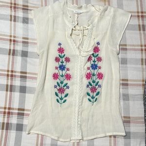 Lightweight shirt, brand blue pepper, size Large color beige